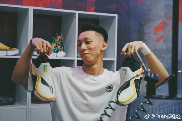 林书豪NBA数据总得分,从落选秀到林疯狂,那些数字背后的故事 林书豪NBA数据总得分,从落选秀到林疯狂,那些数字背后的故事