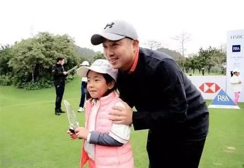 樊振东vs张继科,乒乓球界的巅峰对决 樊振东vs张继科,乒乓球界的巅峰对决